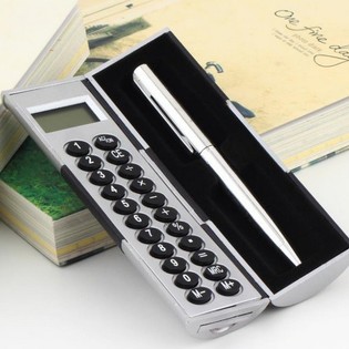 CALCULADORA MÁGICA + BOLÍGRAFO (28 ud.)